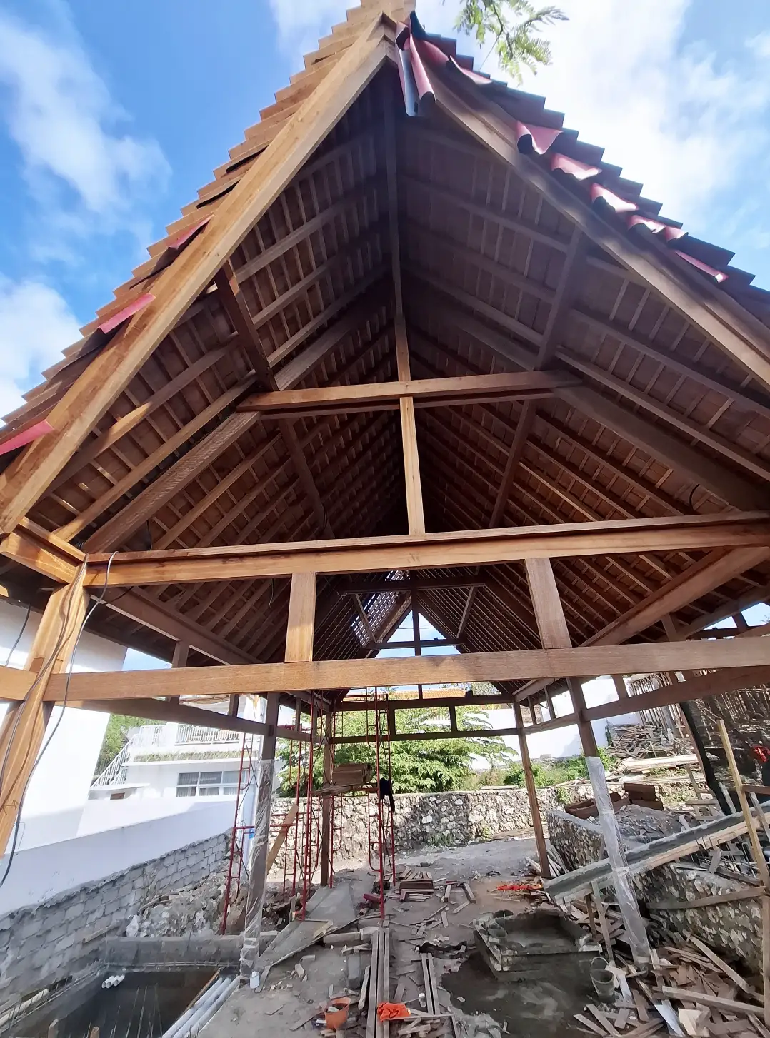 Villa 2 ( Instal The Roof )