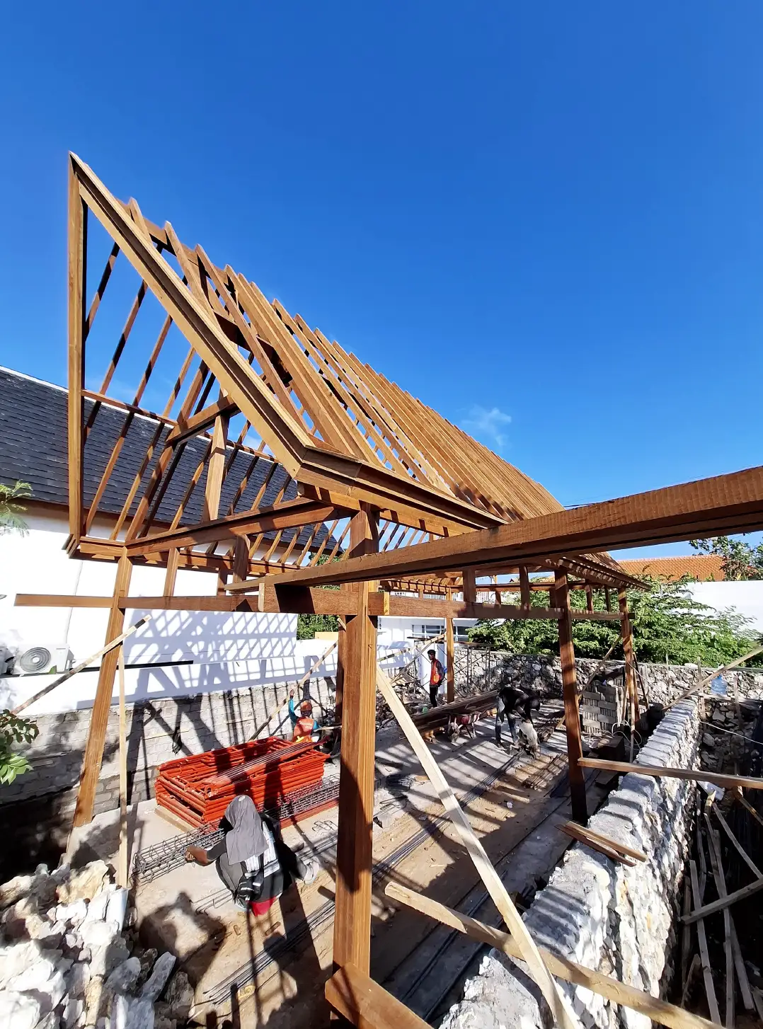 Villa 2 ( Instaltion Wood )