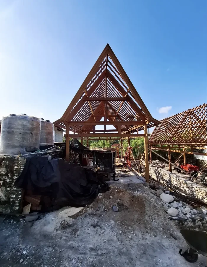 Villa 1 (Instalation Rafter Work)