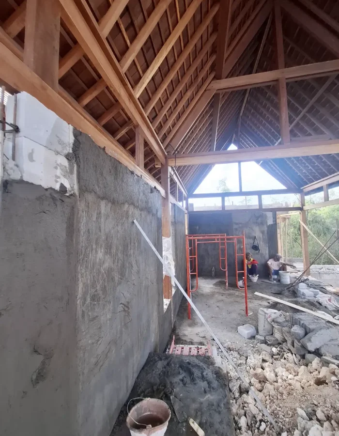 Villa 2 ( Plaster The Wall )